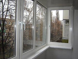 osteklenie-balkonov-pvh